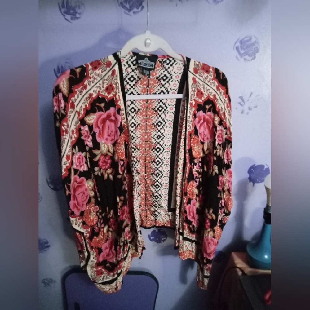 Angie Black And Pink Kimono